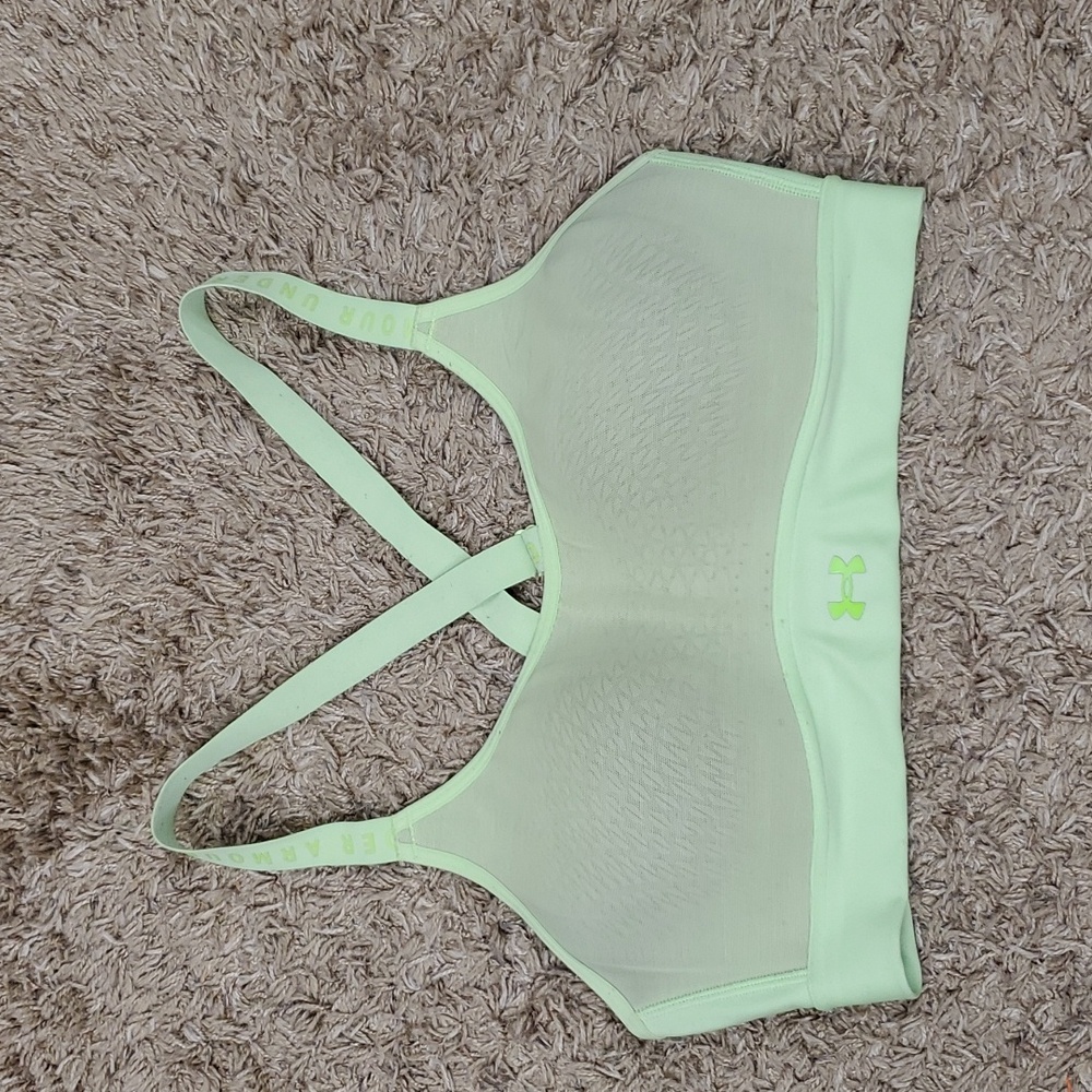 UA sports bra